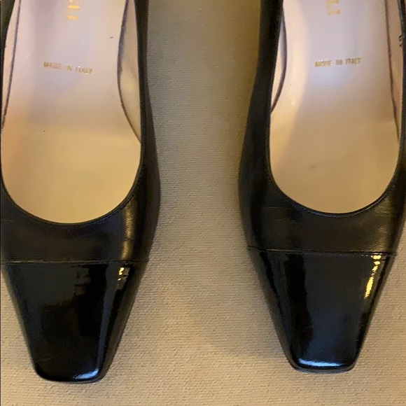 Shoes - Picture 2 of 6